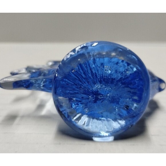 Blown Glass Blue Angel Fish Figurine paper weight. Controlled Bubble 4" tall - Picture 3 of 6